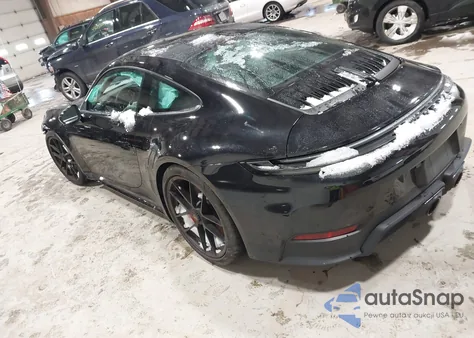 2025 Porsche 911 Carrera 4 Gts/Carrera Gts z USA, uszkodzony, nr VIN WP0AB2A91SS225378